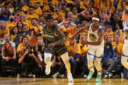 Randle EXPLOTA: Triple-Doble HISTÓRICO y Liderazgo CLAVE para que los Wolves se Impongan a los Warriors