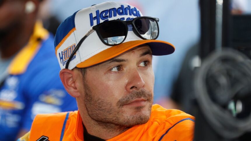 Larson, ¡Rey de la Velocidad! De Kansas a Indianápolis, sin frenos y a por la gloria en la Indy 500