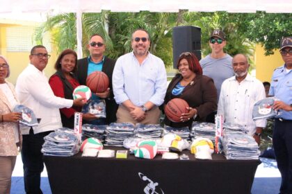 ¡Los Dodgers y el INEFI se unen para transformar el deporte escolar en Guerra!