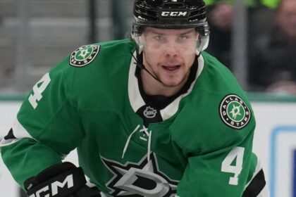 Heiskanen podría volver: Estelar defensa de Stars cerca del retorno vs Jets