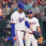 Jackson de los Rangers sale por golpe en la mano; Seager en duda.