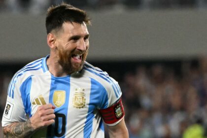 Messi Revela Gol Favorito: Obra de Arte Benéfica con Firma Exclusiva
