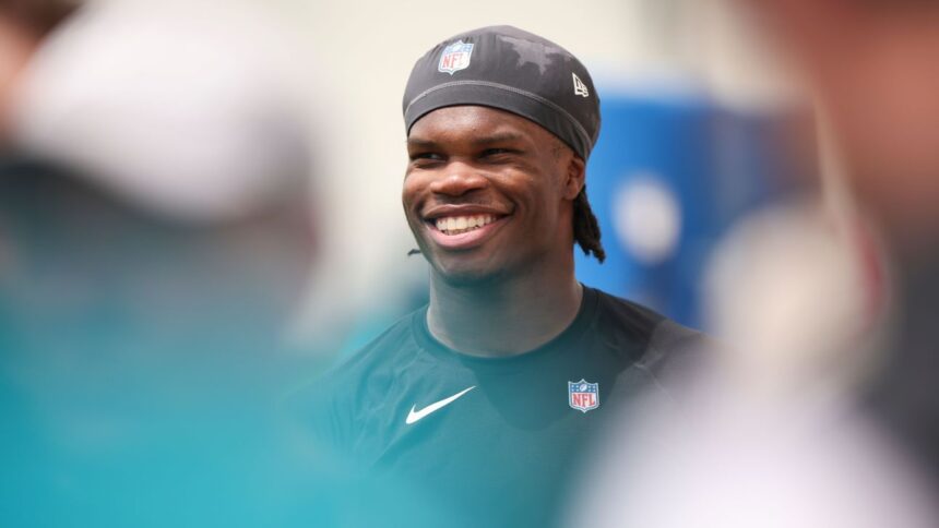 Travis Hunter: ¿La Nueva Cara de los Jaguars? El Fenómeno Multi-Posición Llega a la NFL