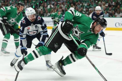 Stars vs. Jets: Juego 4 crucial en Playoffs NHL. Análisis y Estadísticas