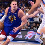 Jokic Resurge con 44 Puntos, Pero Nuggets al Borde de la Eliminación
