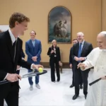 Sinner se Reúne con el Papa León XIV en el Vaticano: Tenis y Emoción