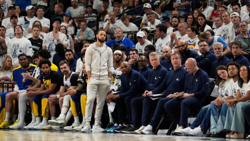 Warriors: Kerr lamenta baja de Curry; "teníamos chance al título"