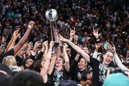 Liberty Favorita, pero Fever de Clark Acaapara Apuestas WNBA 2025
