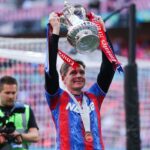 Richards hace historia: Campeón de la FA Cup y ejemplo para el fútbol USA