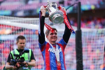 Richards hace historia: Campeón de la FA Cup y ejemplo para el fútbol USA