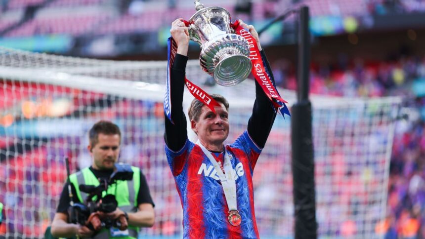 Richards hace historia: Campeón de la FA Cup y ejemplo para el fútbol USA
