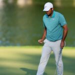 Scheffler enciende el PGA Championship: Lidera por 3 golpes tras brillante ronda.