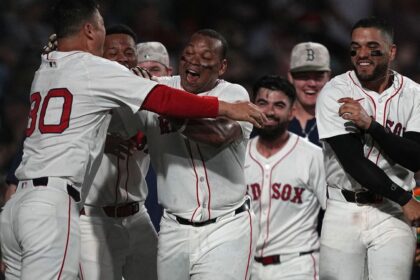 Devers se enciende: Jonrón de Walk-Off da victoria a Red Sox ante Bravos