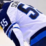Scheifele juega tras perder a su padre: Gol y derrota para los Jets en playoffs.