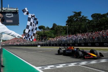 Verstappen Domina Imola: Victoria en GP Emilia-Romaña, Norris Segundo