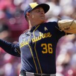 Myers a Triple-A: Lanzador de los Brewers busca recuperar forma tras mal inicio
