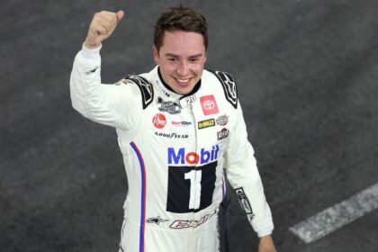 Bell Vence a Logano en la NASCAR All-Star: ¡Carrera Épica con 17 Adelantamientos!