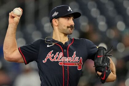 Strider Regresa: Lanzador Estrella de Bravos Activado Tras Lesión