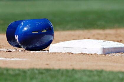 Heim de Rangers Abandonó Juego vs Yankees por Lesión en la Mano
