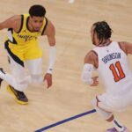 Knicks se Desinflan: Pacers Remontan y Roban el Primer Juego de la Serie