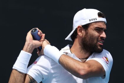 Berrettini se Baja del Roland Garros por Lesión: Otro Revés para el Tenista Italiano