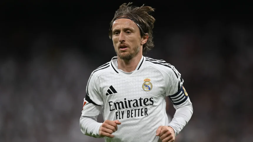 Modric se despide del Real Madrid: Leyenda Blanca Dice Adiós al Bernabéu