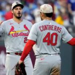 Cardenales Sorprenden: Defensa de Élite Impulsa Contienda y Dilema en el Trade Deadline