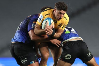 Wallabies Asegura a Ben Donaldson: Clave para el Mundial de Rugby 2027