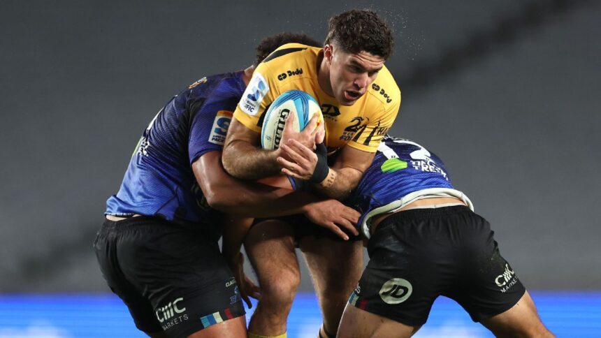 Wallabies Asegura a Ben Donaldson: Clave para el Mundial de Rugby 2027