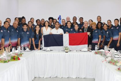 Reinas del Caribe y Marte Agradecen Apoyo de Kelvin Cruz a Atletas