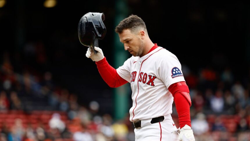 Bregman de Red Sox abandona juego por lesión: Preocupación en Boston