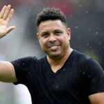 Ronaldo vende el Real Valladolid tras protestas: Futuro en manos americanas