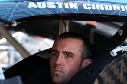 Cindric se Enfoca en el Futuro Tras Salida de su Padre en Penske