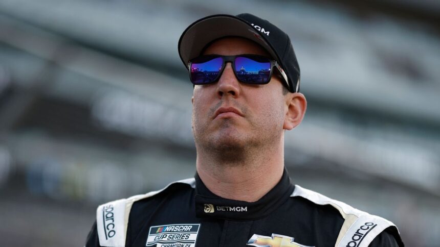 Kyle Busch seguirá con RCR hasta 2026: Renovación y desafíos en la NASCAR