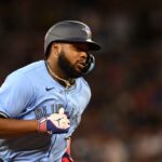 Guerrero Jr. y Azulejos aplastan a Oakland: ¡Octavo HR y victoria contundente!