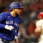 Jays Envían a Santander a la Lista de Lesionados por Dolor en el Hombro