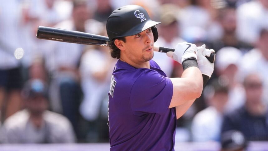 Rockies Envían a Toglia a Triple-A: Busca Mejorar su Bateo y Control