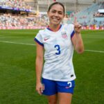 LaBonta hace historia en USWNT: Debut tardío y exitoso con 32 años