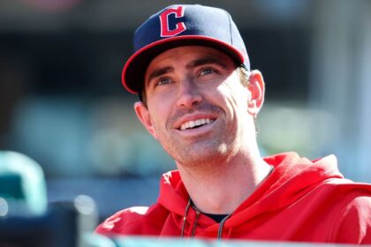 Shane Bieber cerca del regreso: Segunda salida de rehabilitación con Guardians