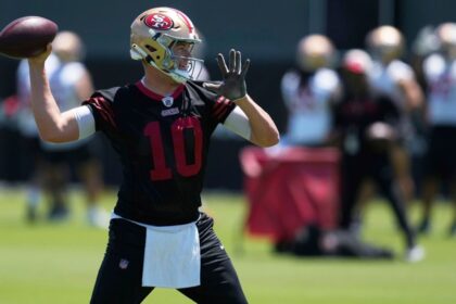 NFL: ¿Quiénes brillarán en 2025? Análisis de fichajes y posibles sorpresas.