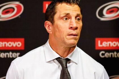 Brind'Amour vs Maurice: Polémica en la NHL por el saludo post-partido