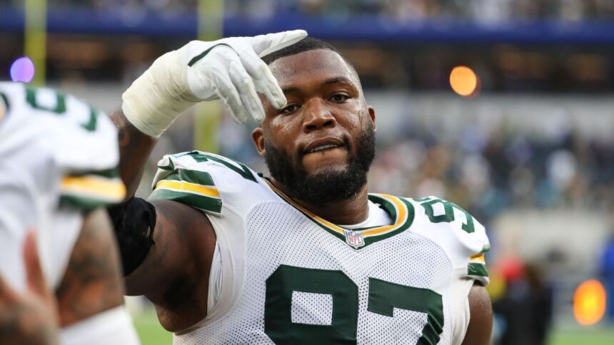 Kenny Clark, DT de Packers, Revela Cirugía de Pie Tras Juego en Brasil