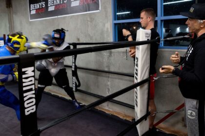 Lomachenko: El Método del Padre y la Búsqueda de la Historia en el Boxeo
