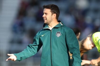 Giráldez: Rumbo al Lyon, el DT ve "mejor para ambos" tras paso por el Spirit