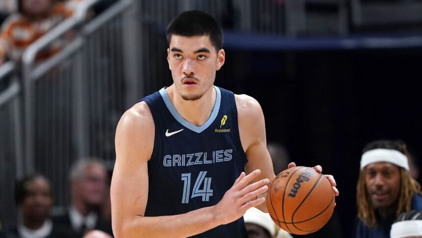 Edey, pívot de Grizzlies, se perderá inicio de temporada por lesión