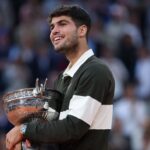 Alcaraz Conquista Roland Garros: Nadal y Billie Jean King Celebran Épica Victoria