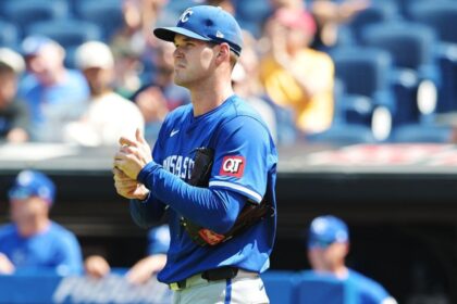 Royals: Cole Ragans a la lista de lesionados por lesión en el hombro