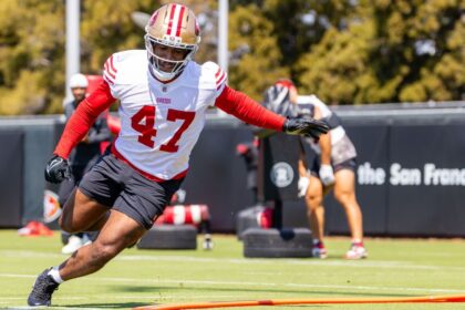 Bryce Huff se reencuentra con Saleh en los 49ers: Revive su carrera
