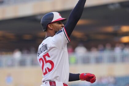 Buxton Conecta Jonrón de 479 Pies: El Más Largo del Año para Twins