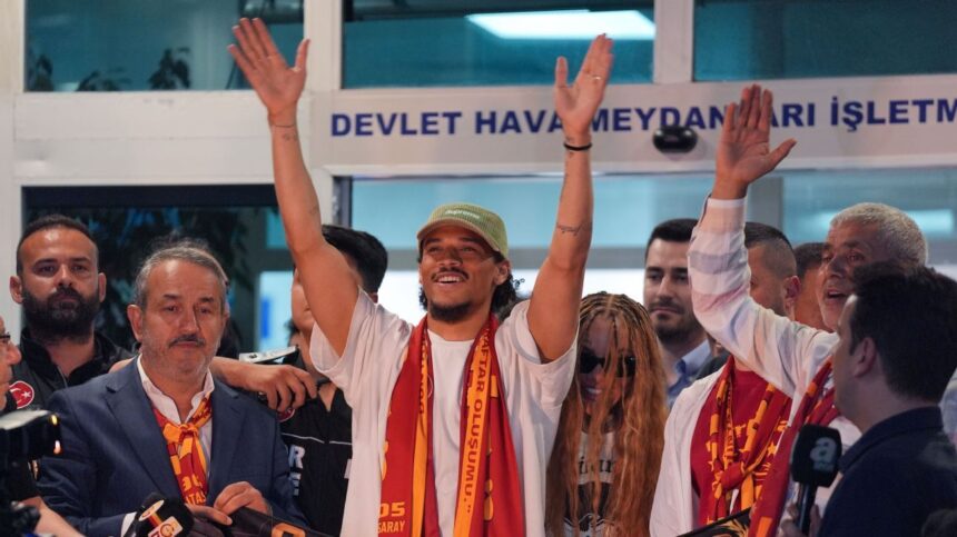 Sané ficha por Galatasaray: El extremo alemán llega libre desde Bayern